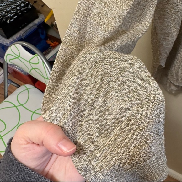 Mango V-Neck Beige Sweater - Picture 3 of 5